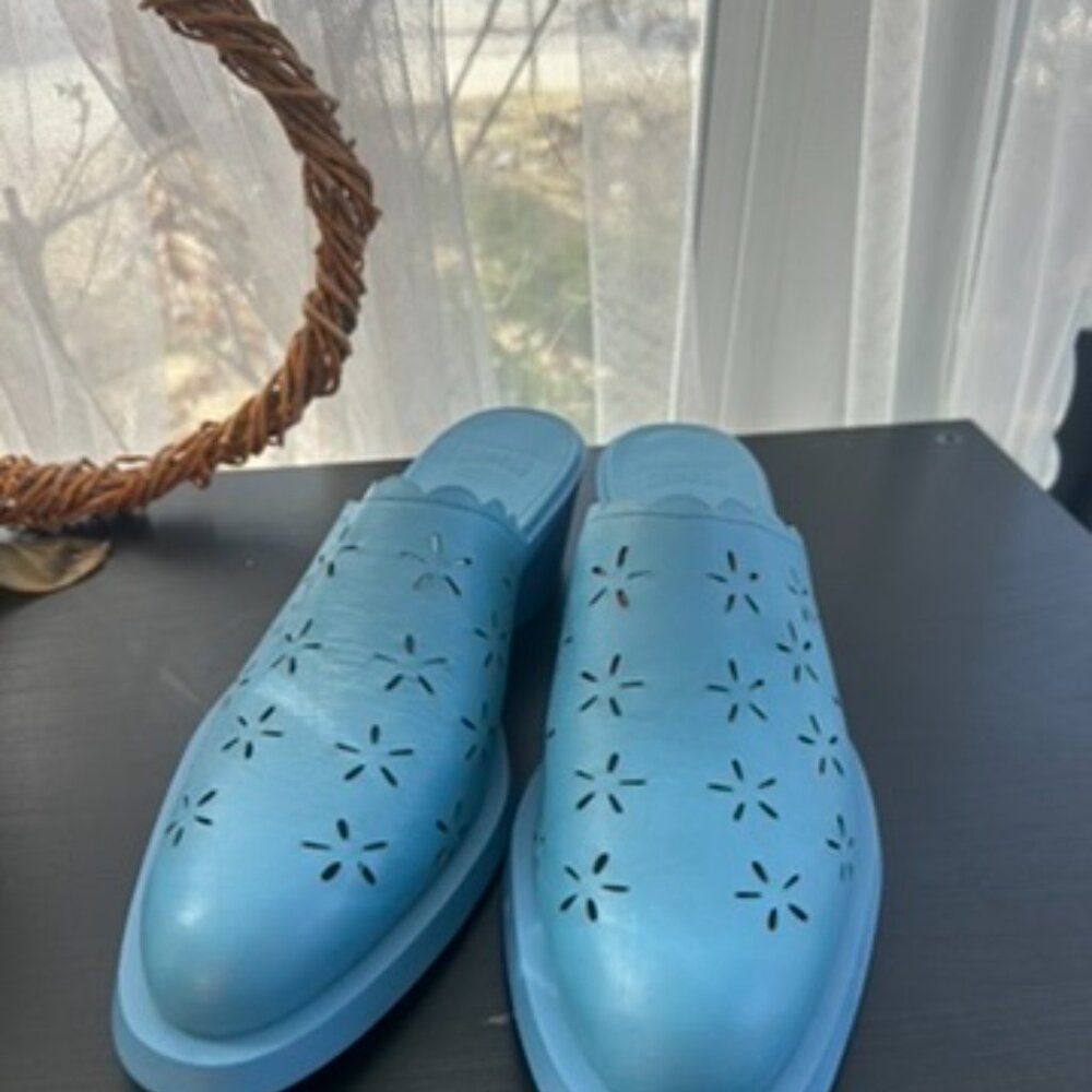 🌸💙 Camper "bonnie" Blue Leather Floral Mules – Women’s Size 40 💙🌸 - Picture 3 of 8